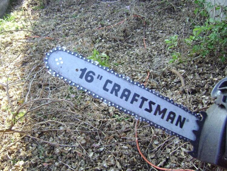 are chainsaw bars interchangeable