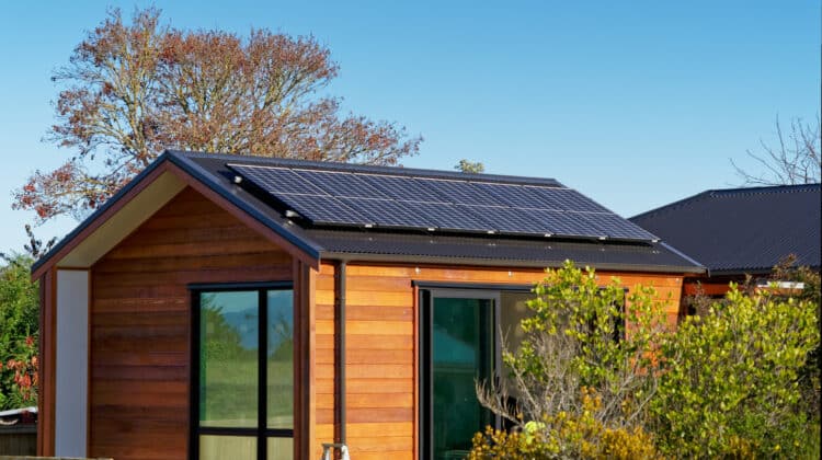 Solar panel Living off the grid in New Zealand