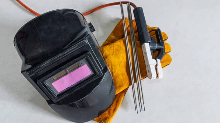Welding equipment including leather welding gloves welding mask