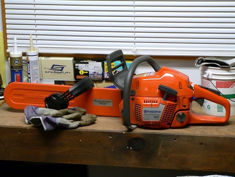 chainsaw rpm