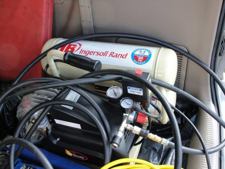 How To Refill Co2 Tank With Air Compressor