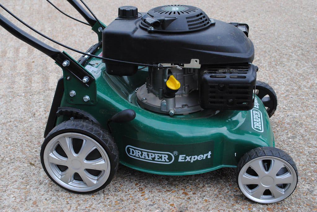 When is the Best Time to Buy a Lawn mower? Kyle's Garage