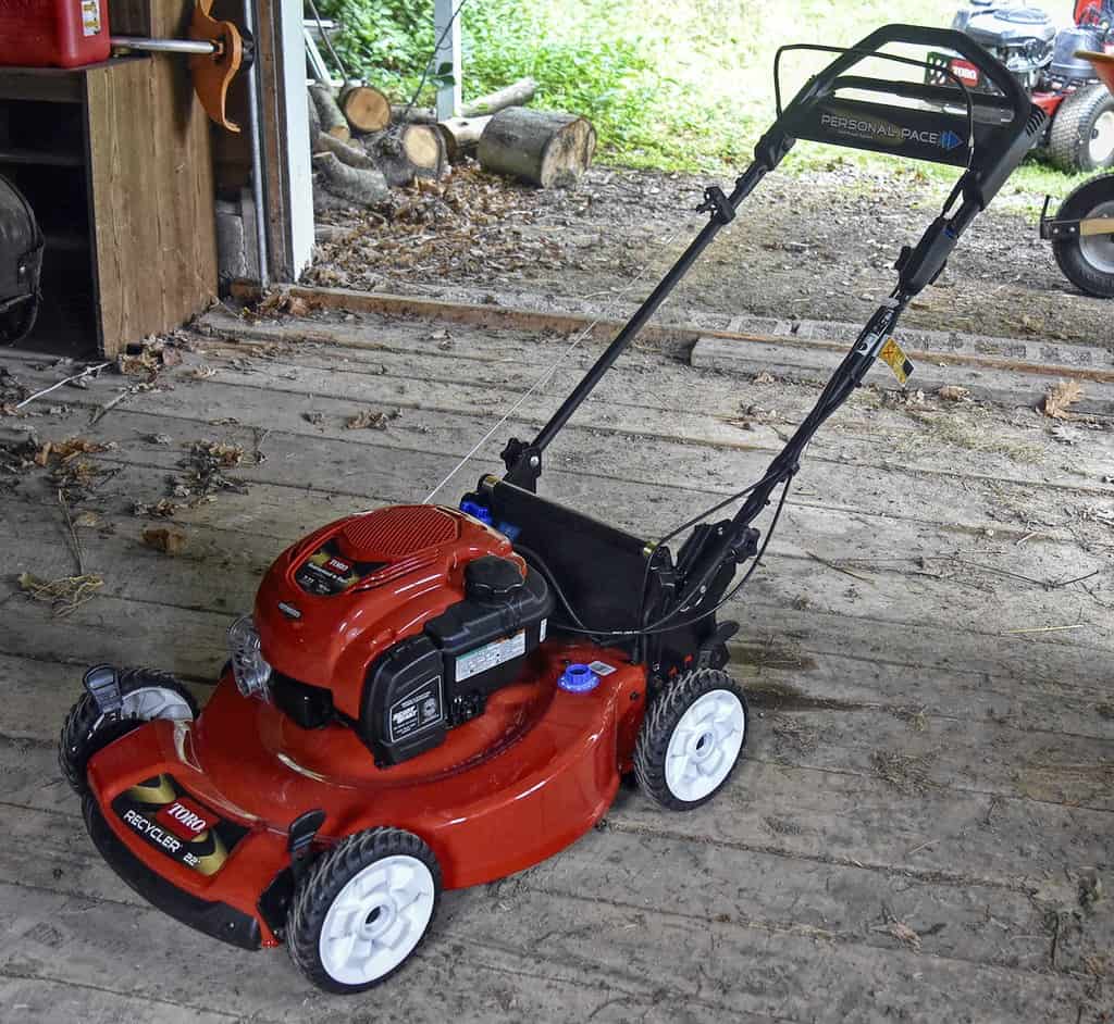 How to drain gas from lawn mower units Kyle