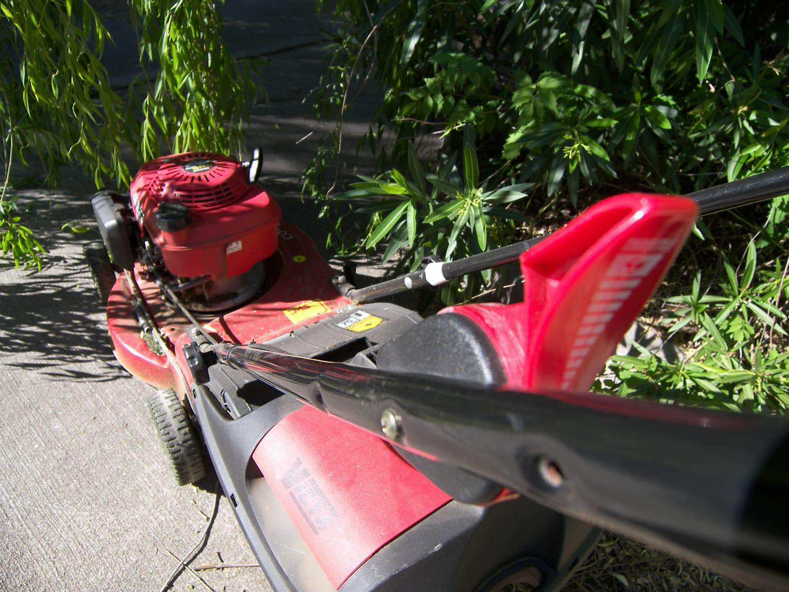 How to sharpen lawn mower blades without removing them first Kyle's