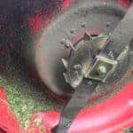 are lawn mower blades reverse threaded